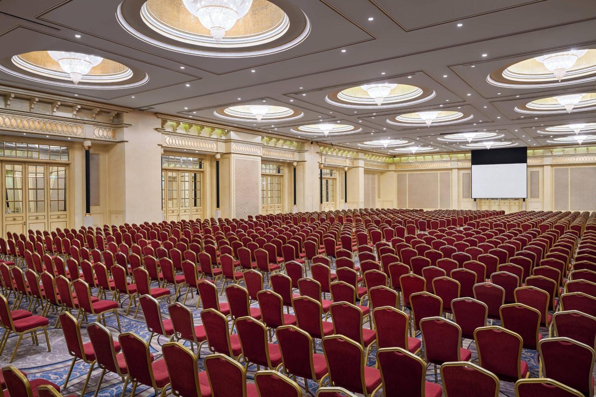 Sheraton Dammam Hotel & Convention Centre Buitenkant foto The Grand Ballroom