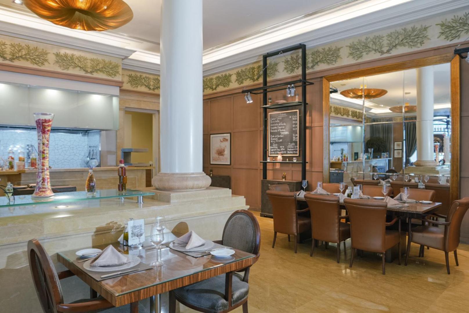 Sheraton Dammam Hotel & Convention Centre Buitenkant foto