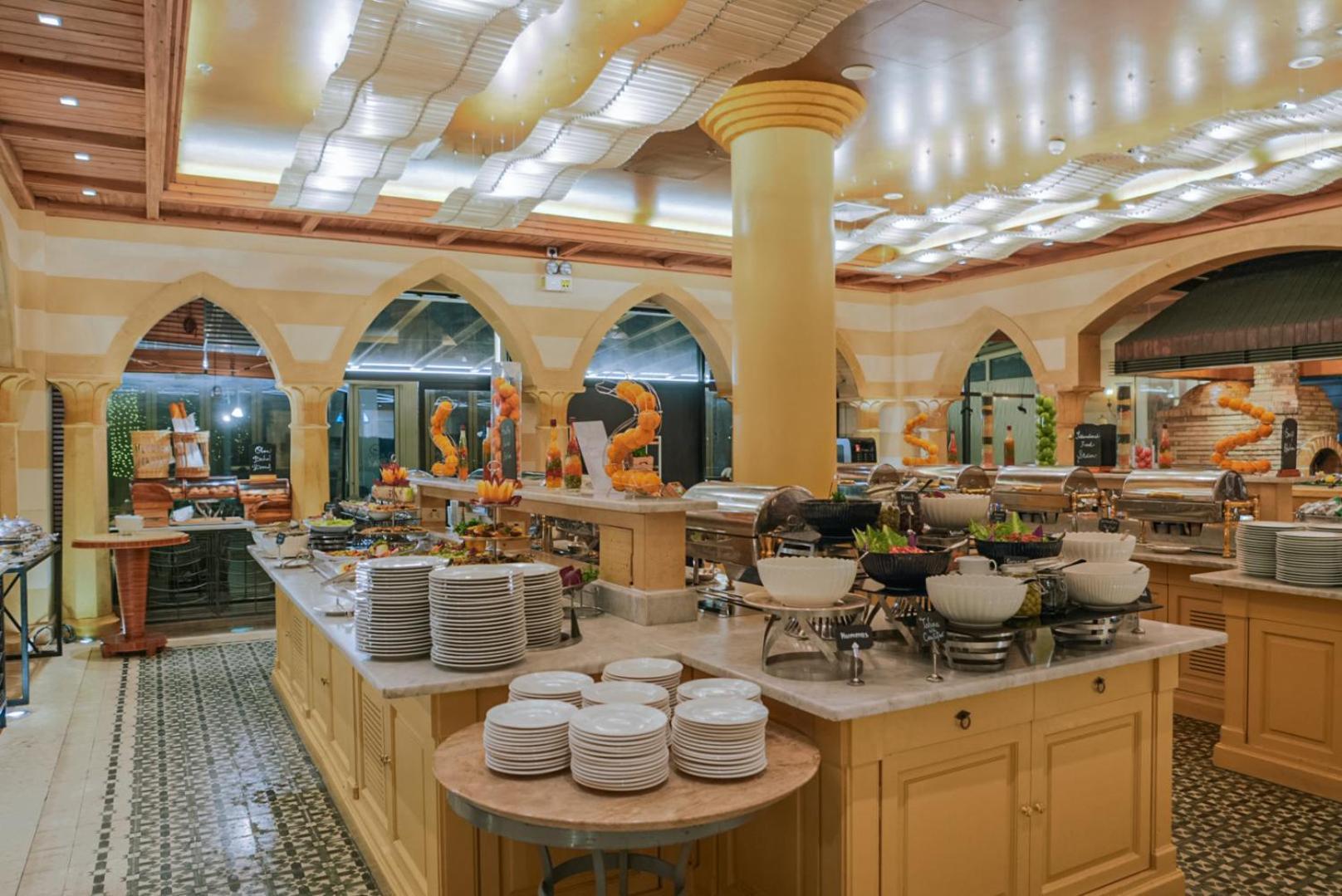 Sheraton Dammam Hotel & Convention Centre Buitenkant foto