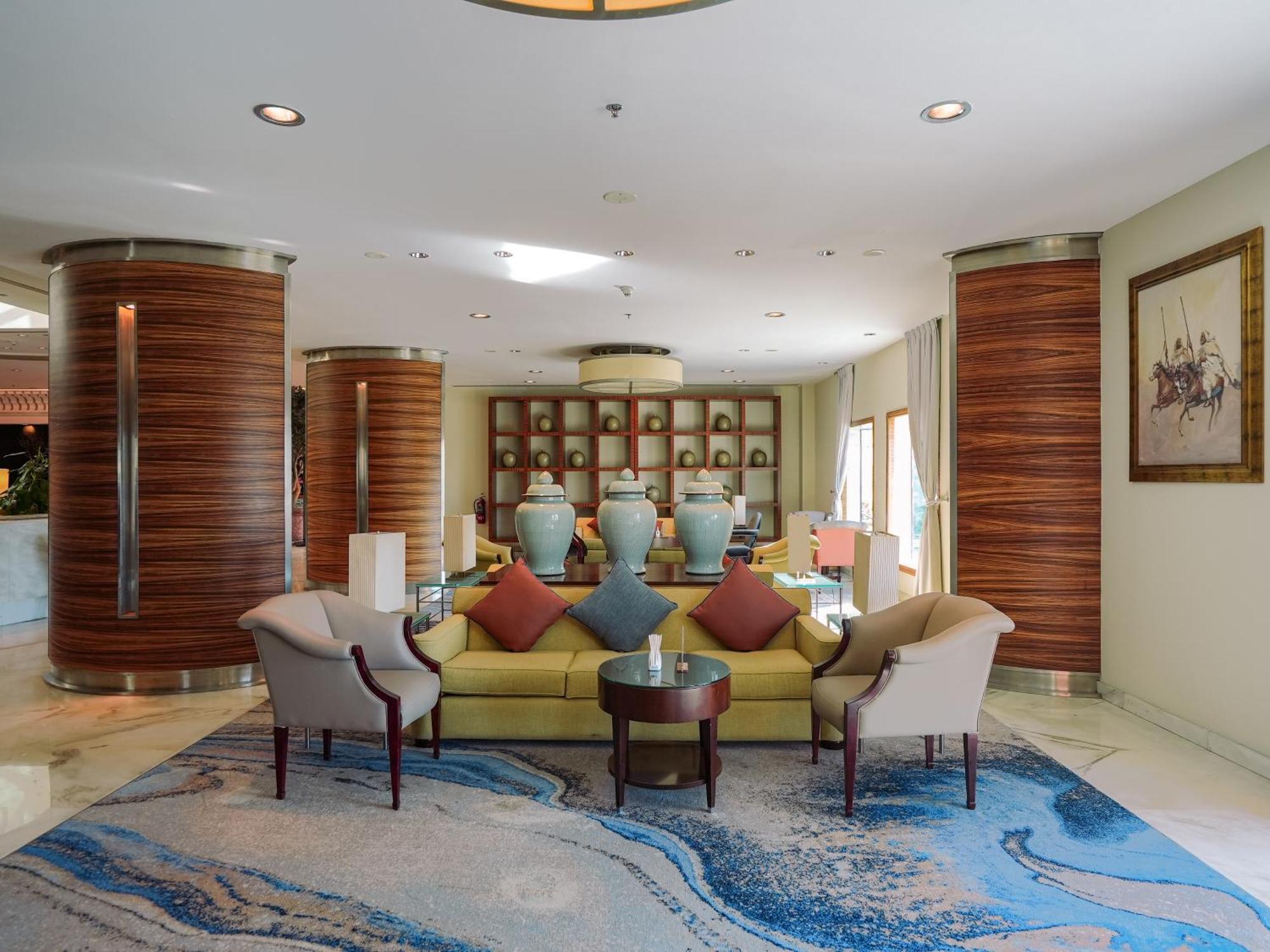 Sheraton Dammam Hotel & Convention Centre Buitenkant foto