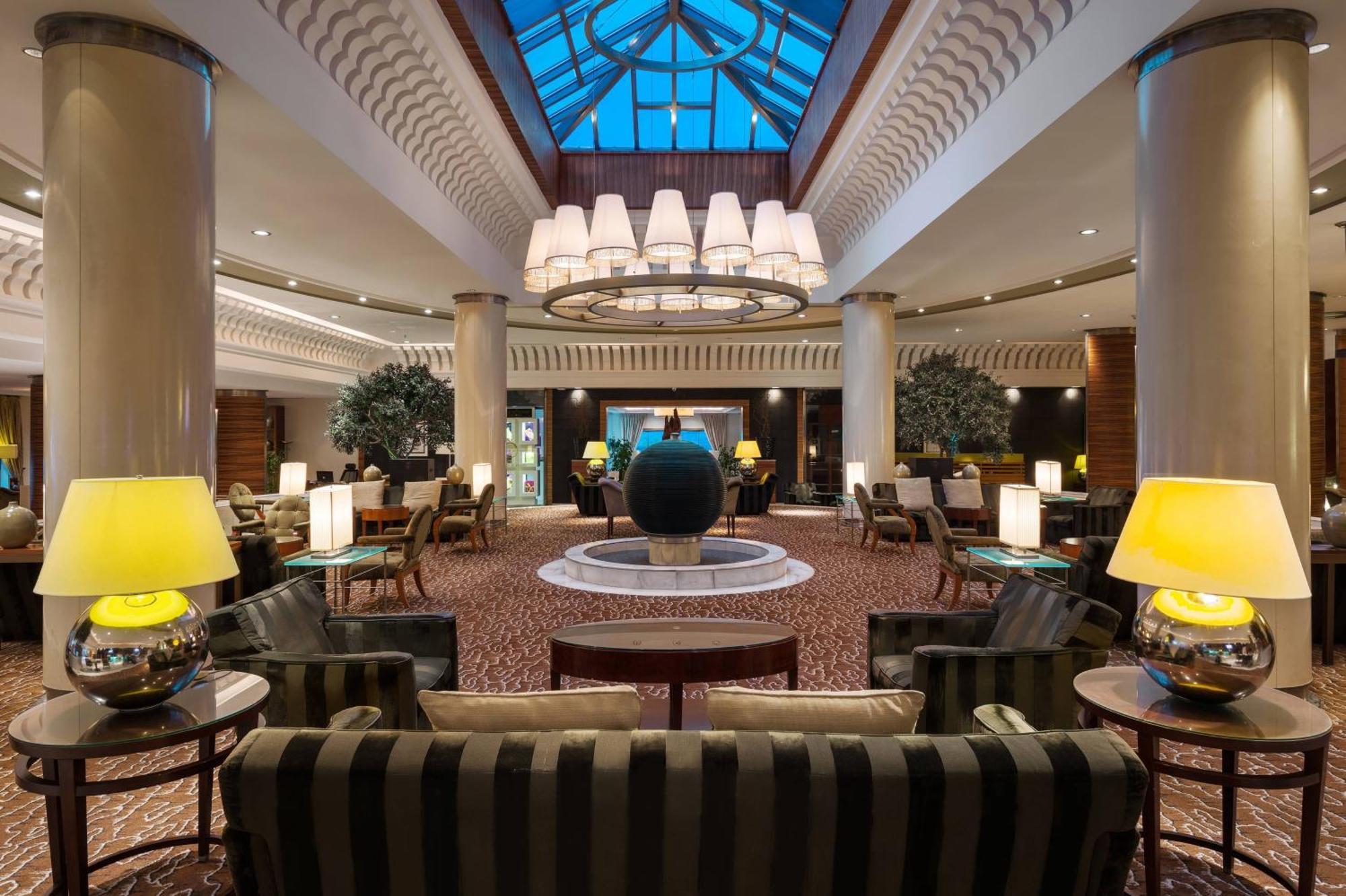 Sheraton Dammam Hotel & Convention Centre Buitenkant foto